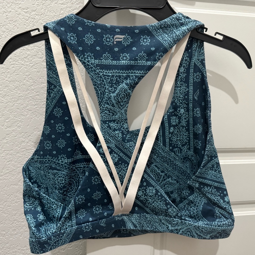 Fabletics Bandana Print Set - Picture 5 of 5
